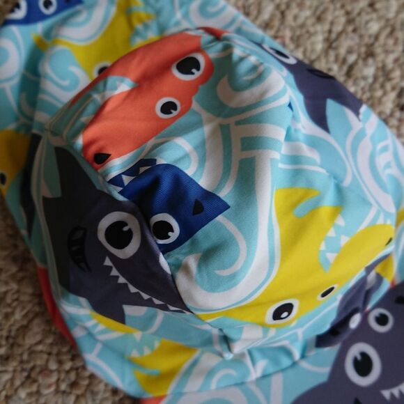 Baby shark Summer Sun Cap Hats - boys 1-2 years - Picture 5 of 8